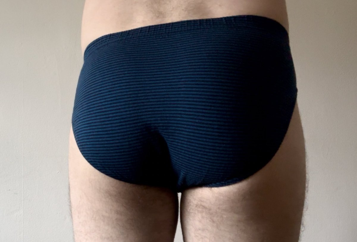 briefguy78's tweet photo. Blue slips today with a little video on the end too! https://t.co/tkCoZQMe9q