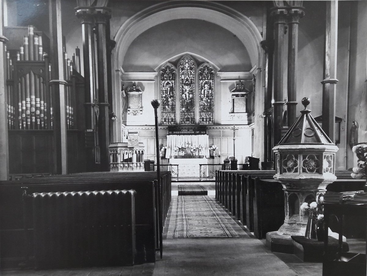Discover the forgotten past of St Lawrence's Church, Brentford!

Join us on Saturday 20th July for free talks about the church, ancient crafts &amp; finds from our nearby excavations #FestivalofArchaeology 

Booking is required, book your free place HERE: buff.ly/3XVCmJw
