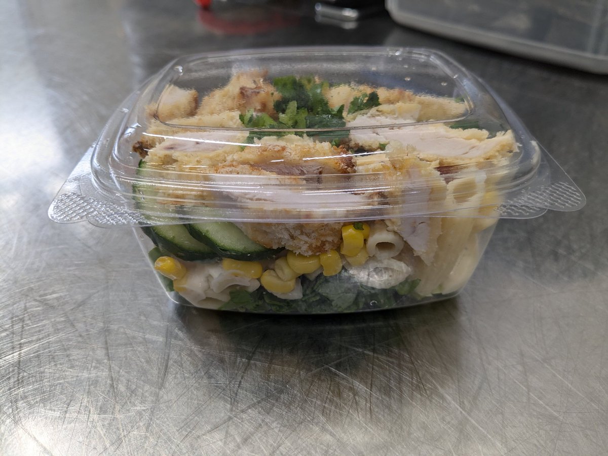 NEW!!! Panko chicken pasta salad pot 😊
Our fabulous new team member, Anna has been busy with a new creation. 
On sale this lunch time 👩‍🍳