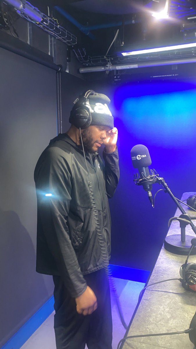 SeriousXSyikes's tweet photo. Last night at @1Xtra @SIRSPYRO Any beat flick it on & that’s fine🔥🫡 #SKEEMSET2 audio out now video out tomorrow @GRMDAILY ☔️🌪️ https://t.co/7Az6xWphGx