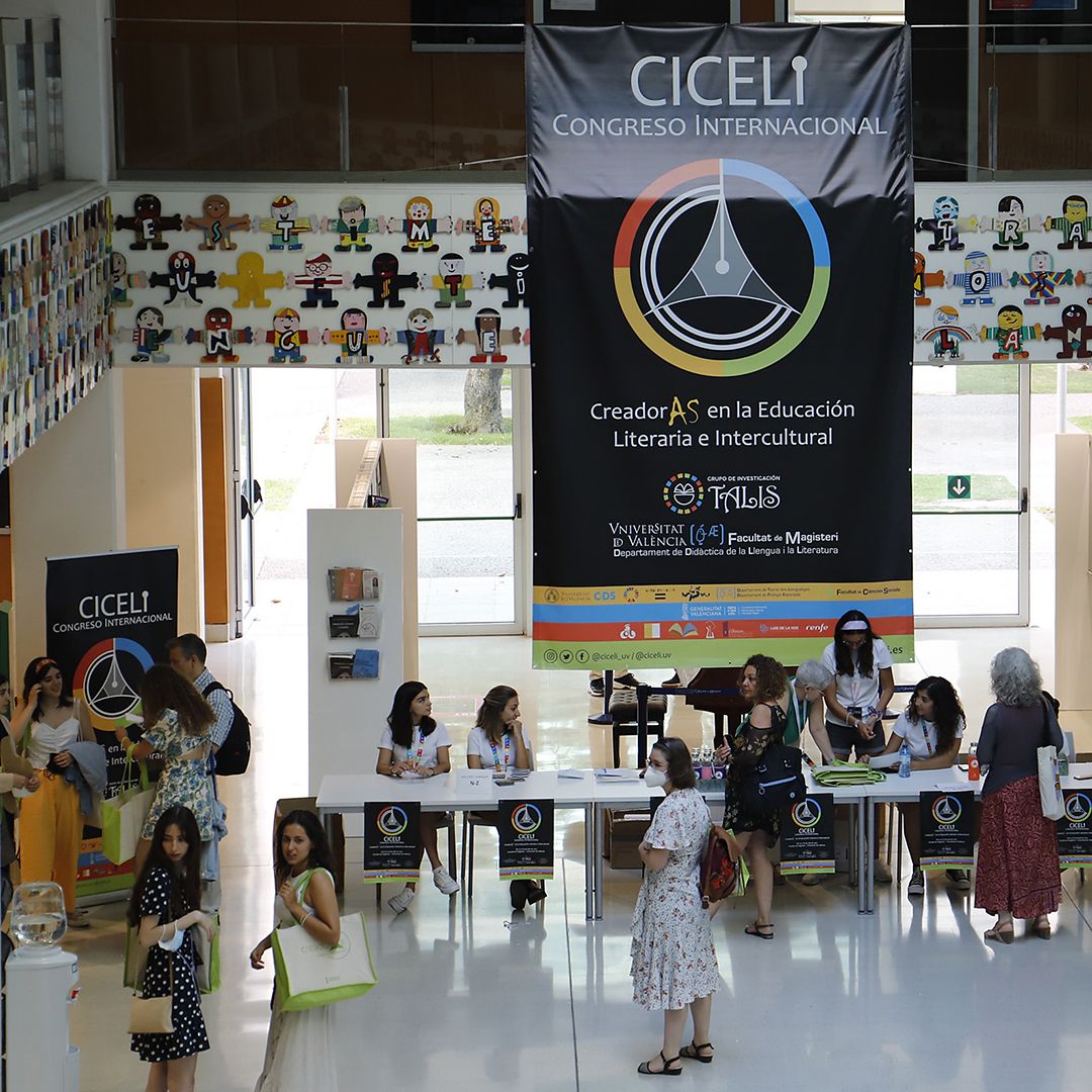 UA_Universitat's tweet photo. Les poetes, la seua obra i la controvertida relació amb el cànon centren el IV Congrés Internacional Creadores en l’Educació Literària i Intercultural
La UA acull la quarta edició de #Ciceli, creada per a estudiar la creativitat de les dones en l'educació.
https://t.co/A5RKOji9iM https://t.co/yeabJTqS2Q