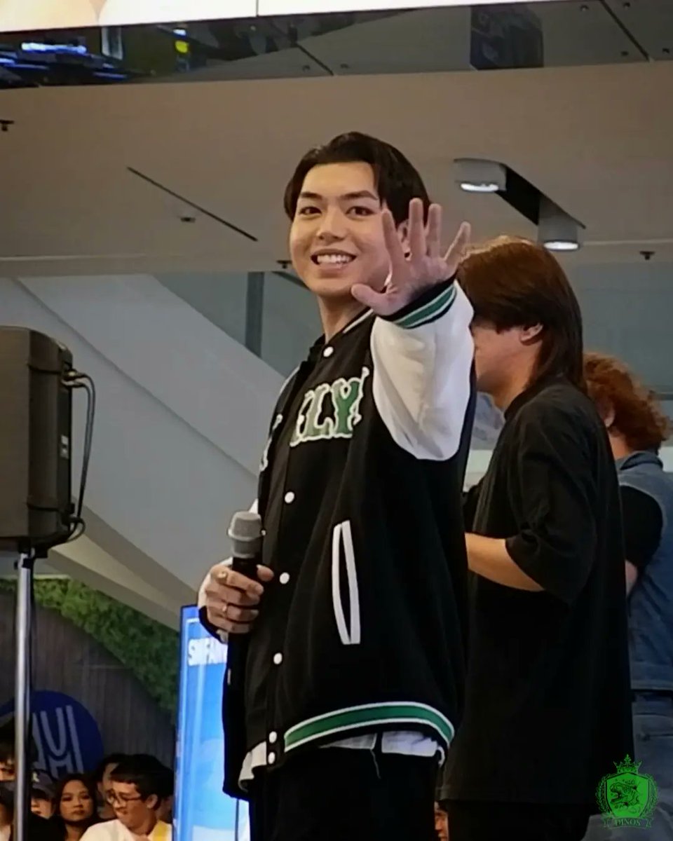 DinosForSEV's tweet photo. Hi Ror King @s_sev__ 💚

PRESS HIT PLAY AT PPOPFEST
#PHPonSMNorthEdsa 
#PHP #Press_Hit_Play
@PressHitPlay https://t.co/D1GG8RXBpZ