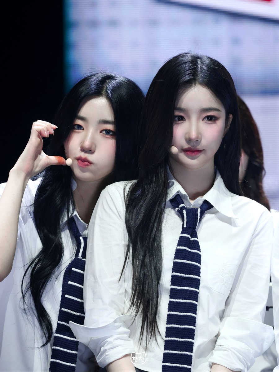 240707 tripleS FAN CONCERT

❄️ 냉온즈 🔥

#트리플에스 #tripleS #김유연 #박소현
#Yooyeon #Sohyun #GirlsNeverStop