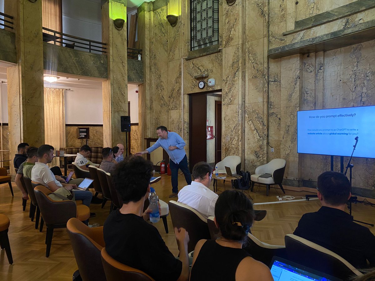 digivisionEUP's tweet photo. Digivision trainings are continuing today with supportive activities. #digivision #erasmus #digitalmedia https://t.co/1Cg0Gyh1Fa