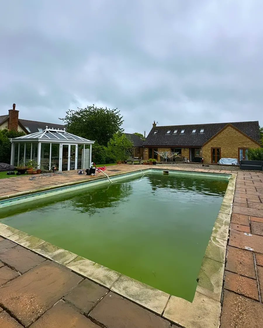 Another complete liner replacement with new underlay and copings for a customer in Northampton. This pool is up and ready to go whenever summer wants to make an appearance again this year. ☀️

#bluecubepools #poolliner #renovation #beforeandafter #gardenlove #swimlife #poolside