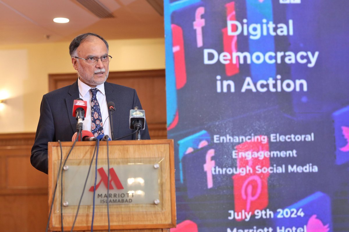 UNDP_Pakistan's tweet photo. At the #UNDPinPakistan's Digital Democracy Conference, Resident Representative @SamuelRizk and Federal Minister for Planning Ahsan Iqbal (@betterpakistan) emphasized the power of #digital tools: for #democratic engagement, but also for promoting hate and violence. Unsafe digital space has real-life consequences.

In elections #socialmedia can be a force for inclusion, fact, and truth if we mitigate disinformation and promote transparency.