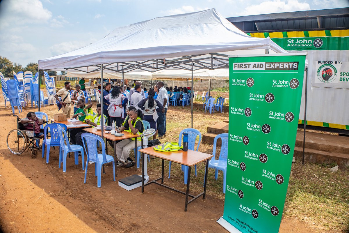 StJohnKenya's tweet photo. Emali Town Medical Camp Kicks off
✅ Free Medical check-up
✅ Free Doctor's Consultation
✅ Free Medication
✅ Free First Aid Sessions
✅ Continuous Medical attention at Makindu Level 4
Hospital
#StJohnCares #FreeMedicalCamp #Makueni #Emali https://t.co/fMAQ47IuaB
