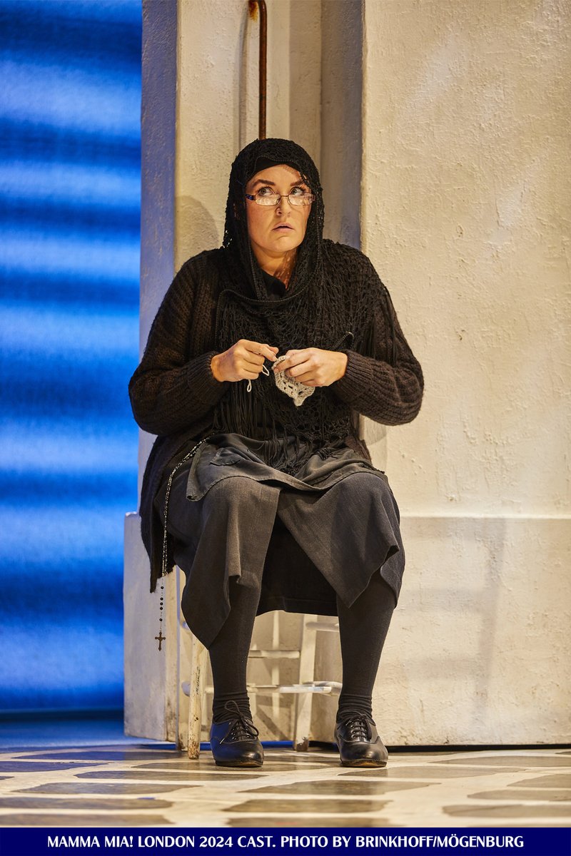 Caption this...🤣 Post your captions in the comments below 💙

Visit our website: bit.ly/mamma-mia-webs…

#GreekGranny #MammaMiaMusical #MammaMiaLondon