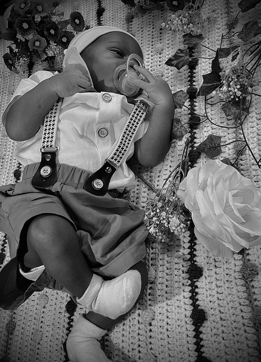 FrAkintayoMD's tweet photo. My first fruit, the beginning of my strength. May you excel by the power of the Lord of Hosts. Welcome Tijesuni Emmanuel Aremu Akintayo.
God is your fortress.
#MadeIn9ja https://t.co/SPxZQffwxT