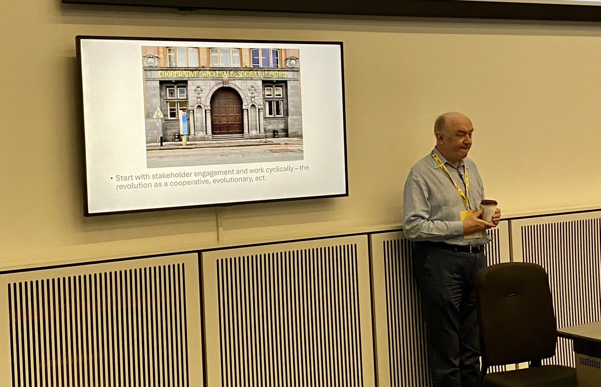 Great plenary by @TonyMcEnery talking about the corpus revolution and the (in)direct impact of DDL in the classroom. We have to be better at making benefits clear to teachers and policy-makers. Let‘s make it a cooperative revolution - DDL is the future of language teaching! #TaLC
