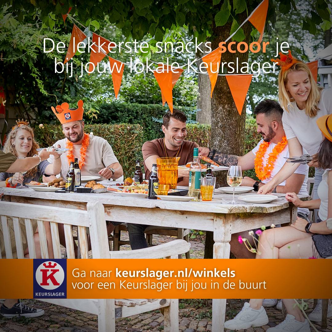 Bergerslag's tweet photo. Met wie kijk jij vanavond NED-ENG? ⚽🧡 De lekkerste snacks voor bij de wedstrijd scoor je vandaag nog bij jouw Keurslager. Kom langs, onze toonbank ligt gevuld! Veel kijkplezier vanavond! 😃 https://t.co/TCYw3jzMX2