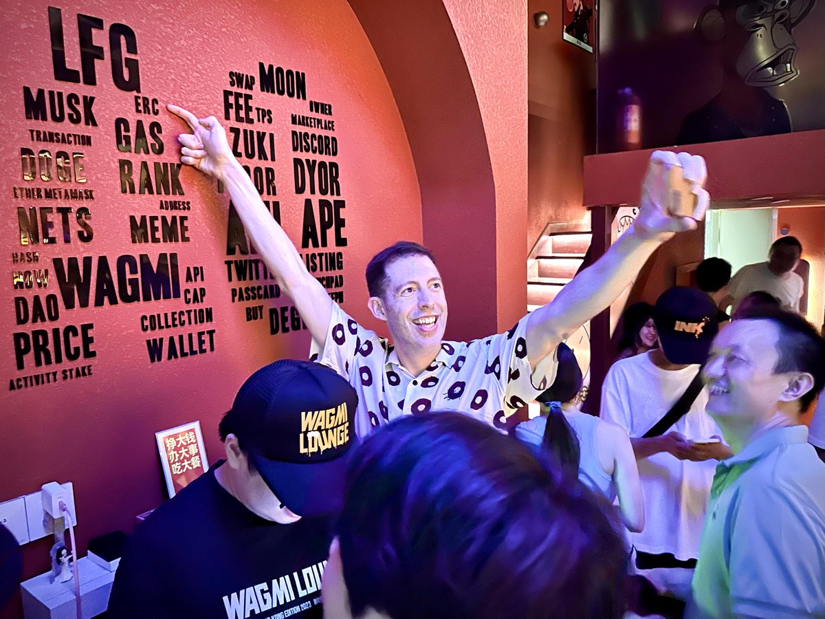 daobarclub's tweet photo. 🎉✨ What an incredible night at the DAO BAR CLUB's NFT Afterparty! 

🙌🏽 A huge shout out to everyone who joined us and to our amazing partners for making this event unforgettable. 

🥳 Special shoutout to @datamallcoin_CN, @fogworksinc, @Wagmilounge, @XCart_Labs, @CryptoAMBBi, @MetaEventx, @mrdudu, @WeAreMARS_, @fulldecentm, @TonGiftsbot, @Buggies_Sol, @anymose their incredible support and collaboration. 

Highlights of the night included:

📢 Engaging talks about the future of NFTs and Web3 

🎁 Exclusive Merch drops

🤝Networking with fellow enthusiasts and industry leaders 

🎶 Live music and entertainment that kept the energy high all night! 

🚀🍻 Thank you for being part of this journey! Stay tuned for more exciting events from DAO BAR CLUB! 

#DAOBARCLUB #NFTParty #Web3Community 🎉✨