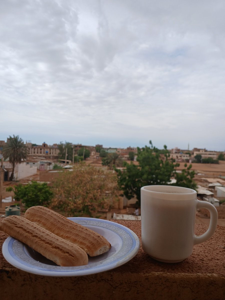 omama_abden's tweet photo. صباح الخير من أمدر الجميلة ✨️
يا رب تديم علينا الأمن والأمان https://t.co/zqv2vDs8li