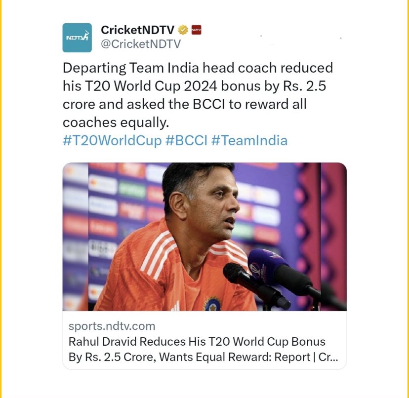 ShailSpeaking's tweet photo. ‘WALL’ of Integrity and Principles ❤️ 

 #RahulDravid #BCCI #Payparity #Cricket #Legend #EqualPay #Coach https://t.co/F97NMFumZG
