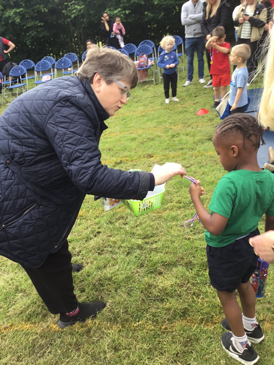 HollandHInfants's tweet photo. Morning Nursery have blown us away with their super motivation and courage at Sports Day! https://t.co/PvL05p1M94