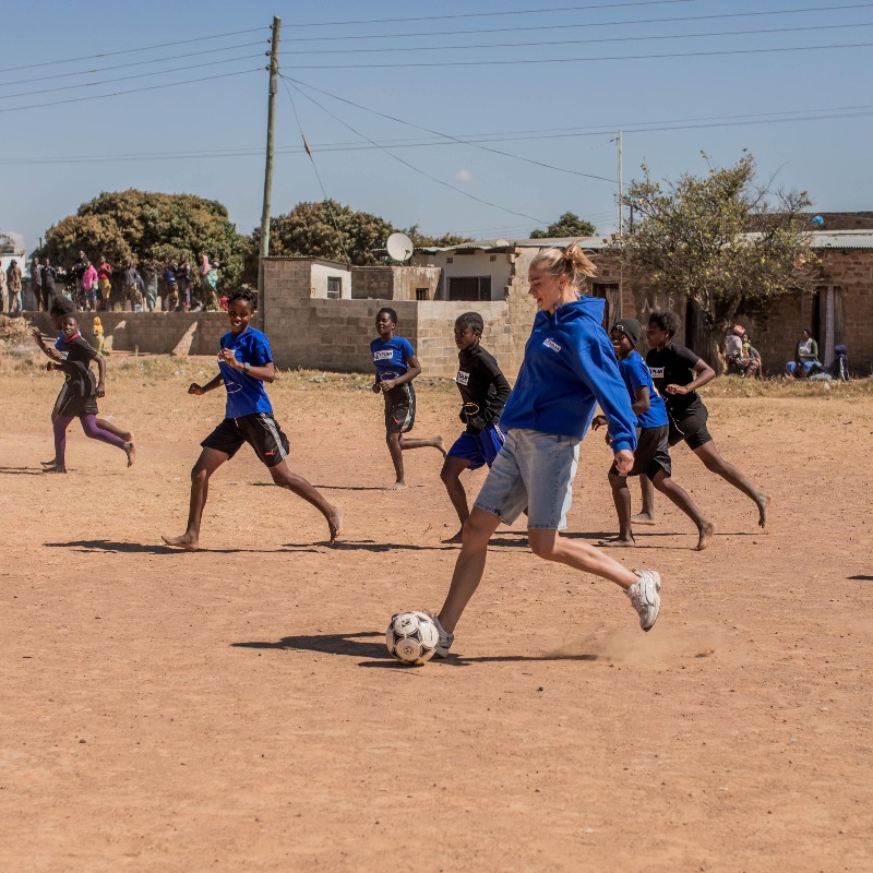 TenToes's tweet photo. Last month, we travelled to Zambia with @FridolinaRolfo after she was named the new goodwill ambassador for children’s charity @PlanEU.

The trip aimed to raise awareness of gender equality issues in the country and highlight the charity's ongoing work to improve girls' rights.
