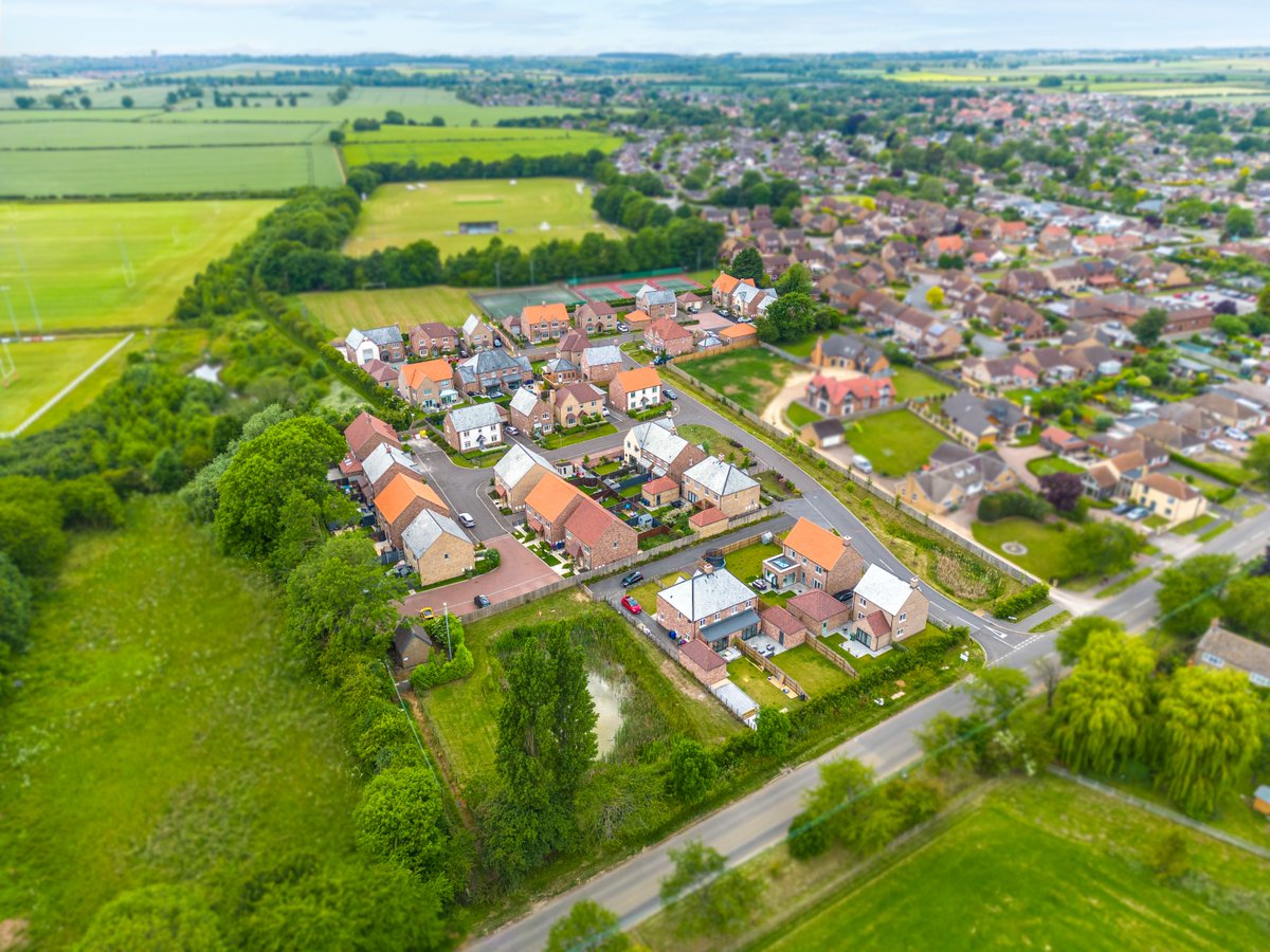 Land required! 🌳

We're actively seeking residential land for new development opportunities &amp; have a wealth of experience working with landowners to deliver exceptional residential sites.

See our developments 🏡 stirlin.com/project-catego…

Get in touch ✉ info@stirlin.com