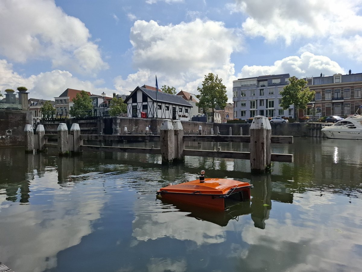 Niels van Santen tweet media