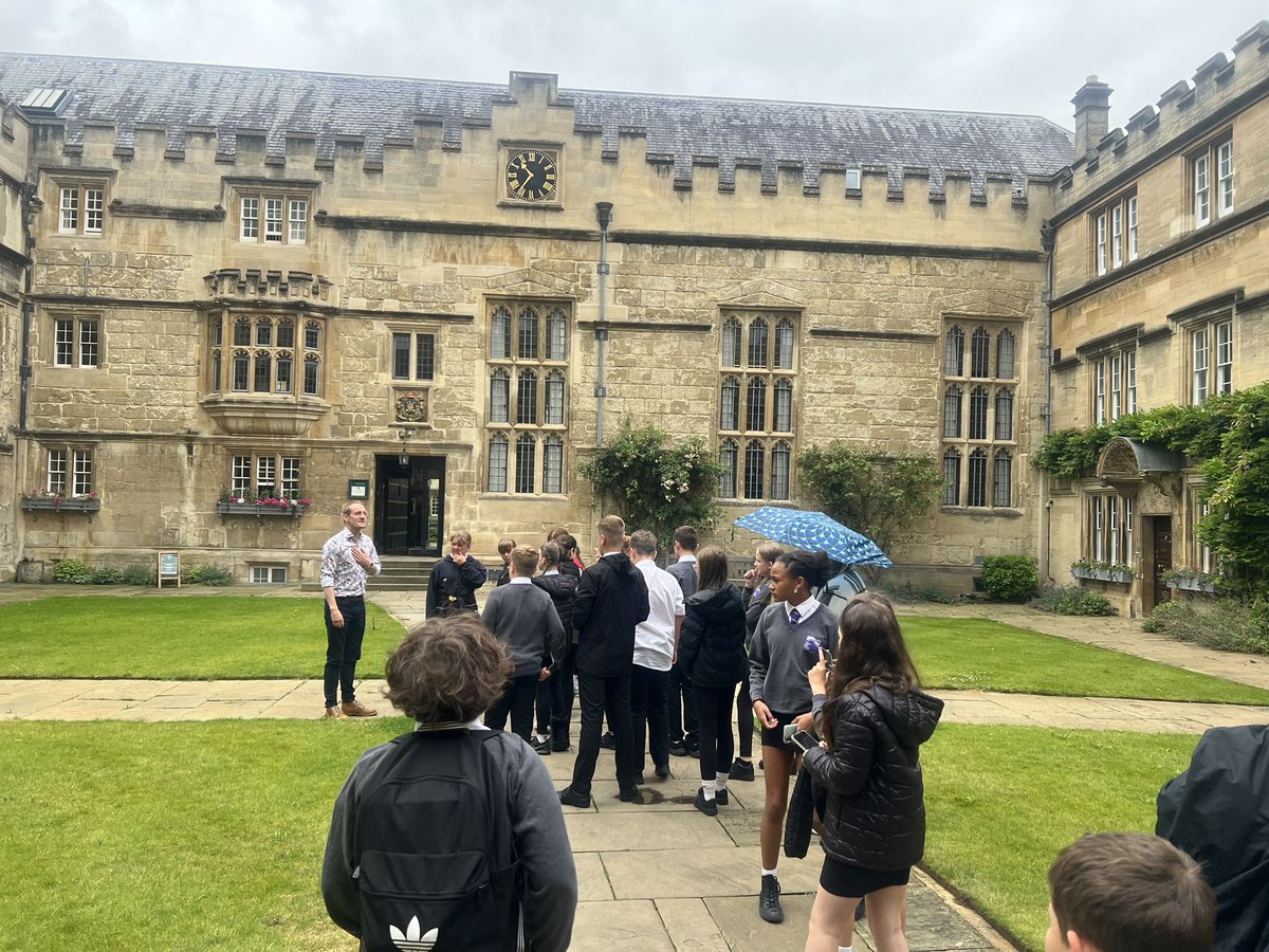 Mr Marchant tweet media