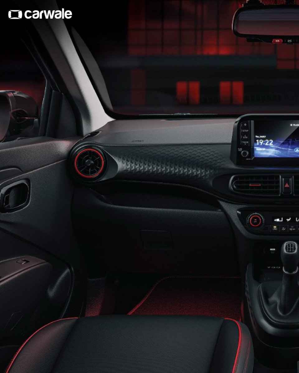 CarWale's tweet image. #Hyundai #ExterKnightEdition launched in India!

Quick highlights:
- Launched to celebrate 1st anniversary of Exter
- Based on SX and SX (O) variants
- Gets 3 new colour - Abyss Black, Shadow Grey, and Shadow Grey DT
- Exter crossed 93,000 unit sales milestone

#cwlaunch