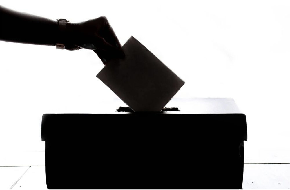 🗳 FED TO CAMPAIGN FOR INDUSTRIAL RIGHTS

Officers deserve a fair and independent pay review process that ensures they are properly paid for the pressures of their role, according to the Police Federation’s co-leads for Wales.

Hear from Leigh Godfrey: bit.ly/3RZWIh0