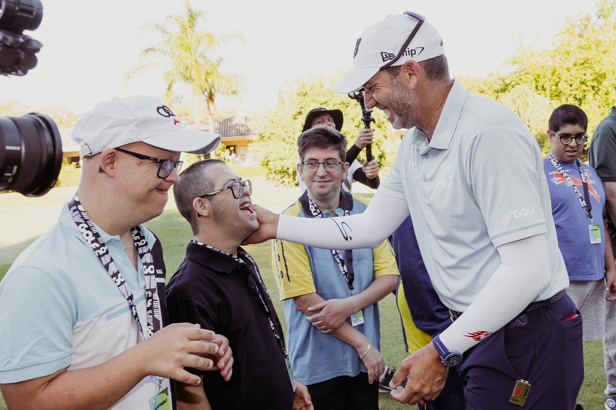 fireballsgc_'s tweet image. Bringing smiles through the game we love. ❤️⛳️

#PotentialUnleashed #FireballsGC