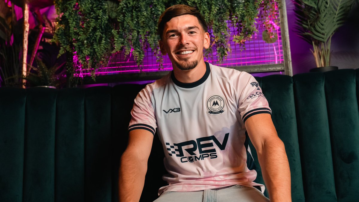 🌴 2024/25 Away Kit Launched!

Pick up your new away shirt today from our new Club Shop

👉 tinyurl.com/bde9ey9k

#tufc <a href="/VX3apparel/">VX3</a>