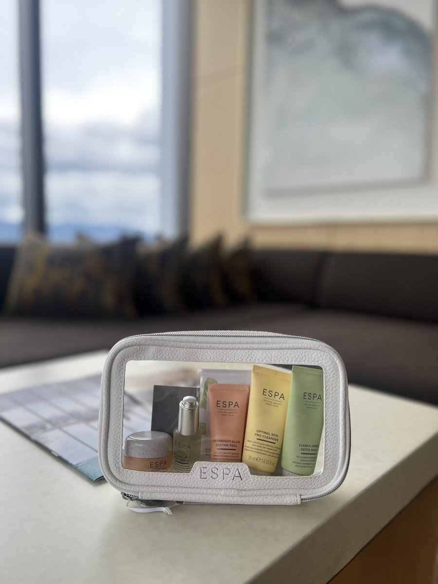 hattorikyoko_jp's tweet image. ウェルネスワークショップ
ESPAの『Active Nutrients』
お土産にいただきました。
ポーチもかわいくて嬉しいです🫶💓

#ザ・リッツ・カールトン福岡
#ESPA