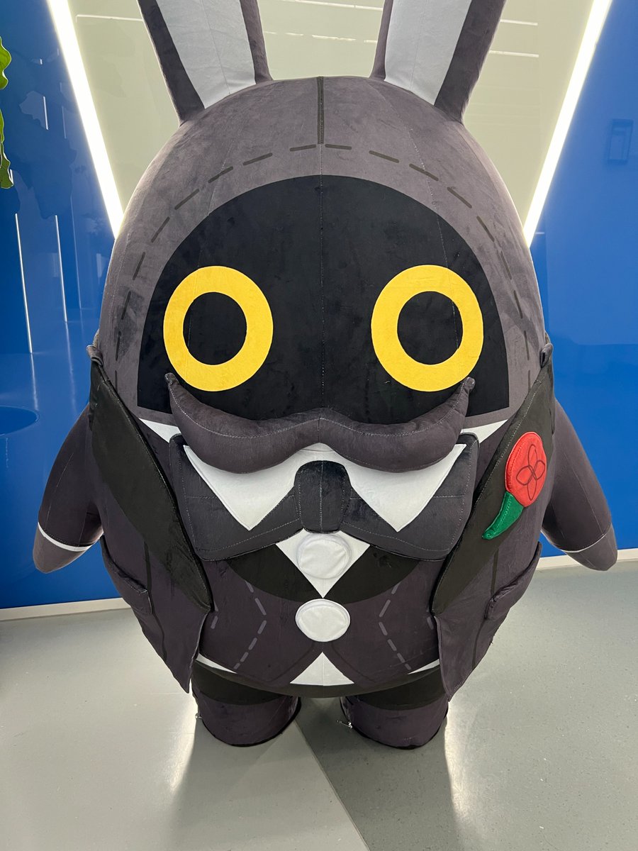 ZZZ_TYPEII's tweet image. プロキシ様、もう寝る時間ですよ！
またスマホをいじってるんですか？
お肌が荒れちゃいますよ～
......ンナ？ゼンゼロをやっているんですか？
やれやれ、しょうがないですね！