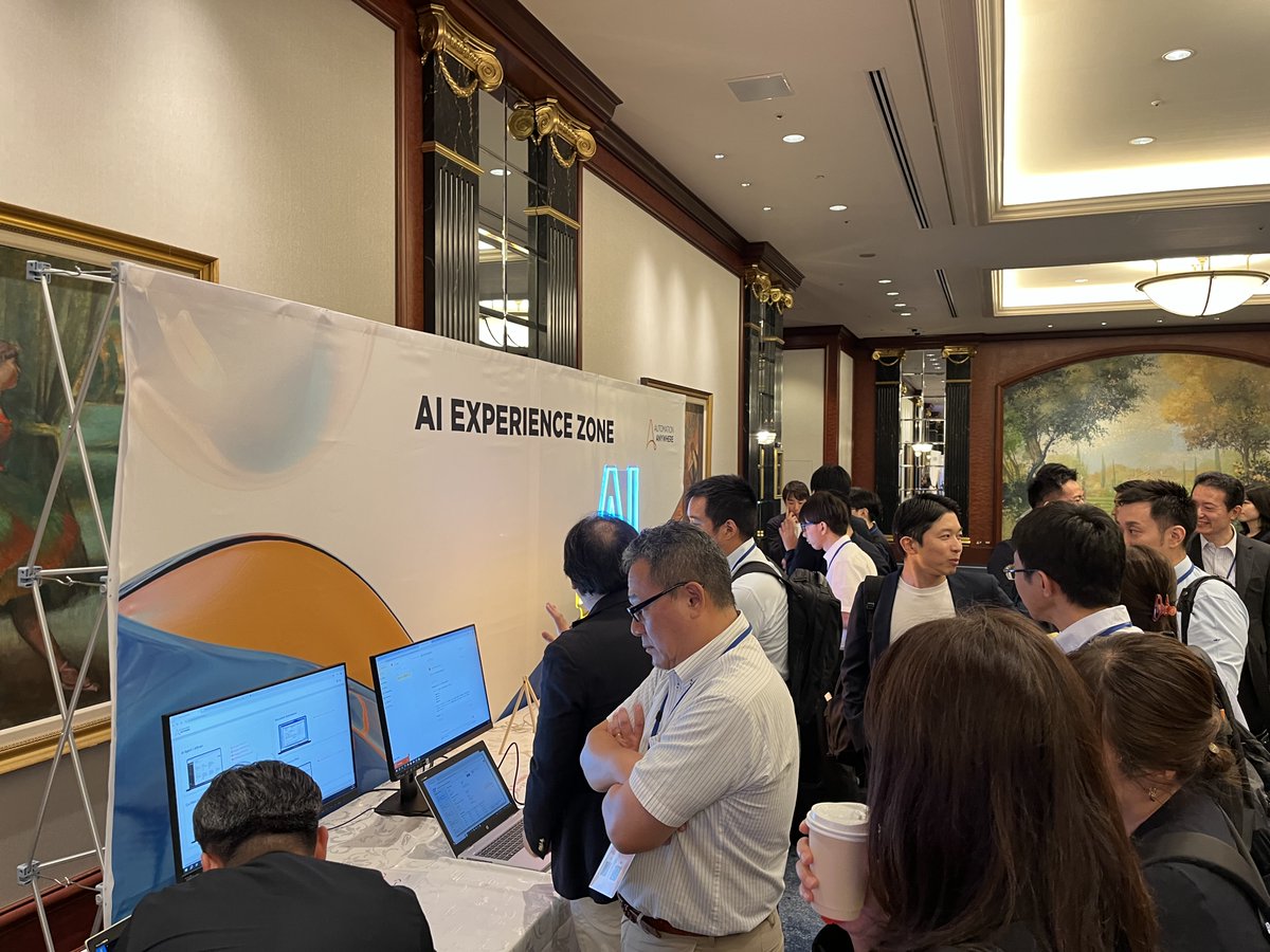 AutomationAnwJP's tweet photo. 今年は新しいAI＋Automation Enterprise Systemという新時代を切り開くソリューションを紹介できました。
デモやハンズオンも実施したAI Agentsは、まさに知能を持った従業員と一緒に仕事をすることができます。
お客様によるAI Agents導入の新しいユースケースも4社から紹介されました。 https://t.co/EE4ljO6tWb