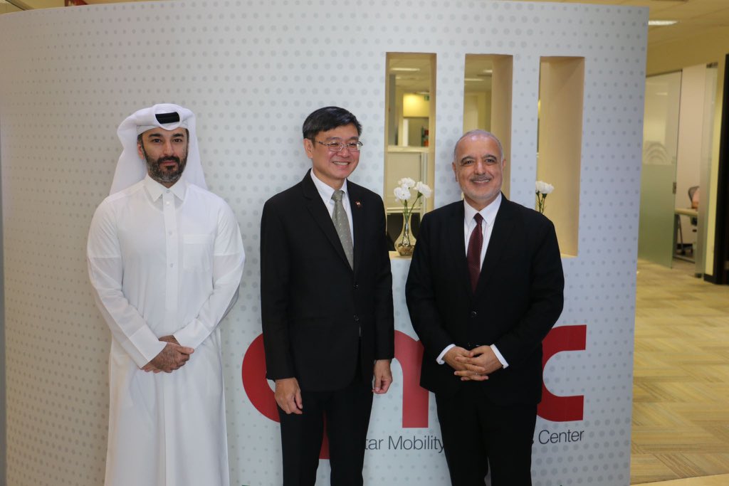 QmicQatar's tweet photo. We were honored to welcome H E Wong Chow Ming, Ambassador of Singapore to Qatar, at our offices in @QSTP. His Excellency was introduced to our locally-built #innovations towards enabling #sustainable, #smart and #safe living. 

@SingaporeEmbDoh https://t.co/Bi3k3scBgH