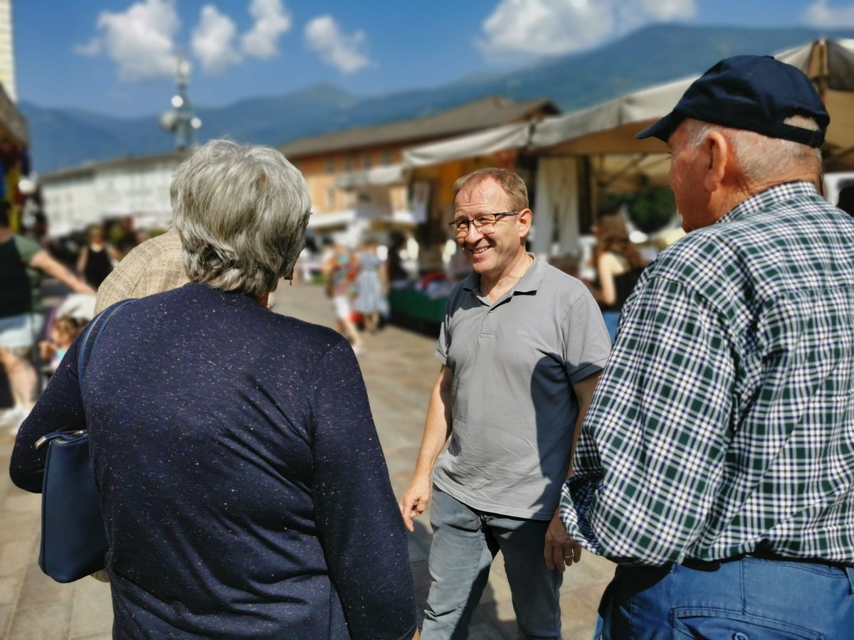 CiaClaudio's tweet image. ☀️ Anche questo mercoledì, appuntamento al mercato di Borgo #Valsugana! È stato utile incontrare molti di voi, ascoltare le vostre #segnalazioni e discutere delle #proposte da portare in Consiglio, dei risultati già raggiunti e di quelli ancora da conquistare con dedizione...