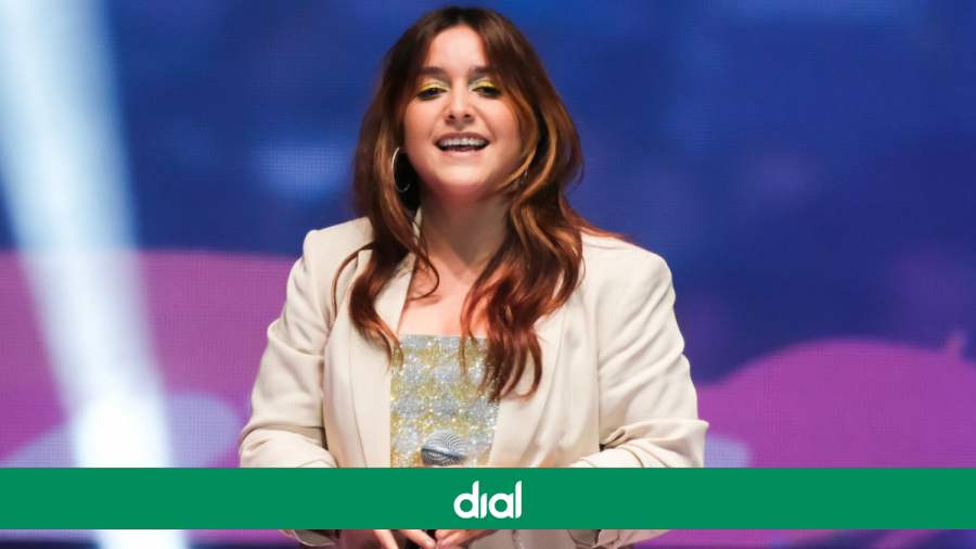 Cadena_Dial's tweet photo. Marta Soto hace balance sobre su paso por 'Dial al sol': "Me ha enseñado algo bonito"
#DialAlSol ☀ @martasoto 

🔗 https://t.co/vmqqHaZRlk https://t.co/4b8iVt0DM3