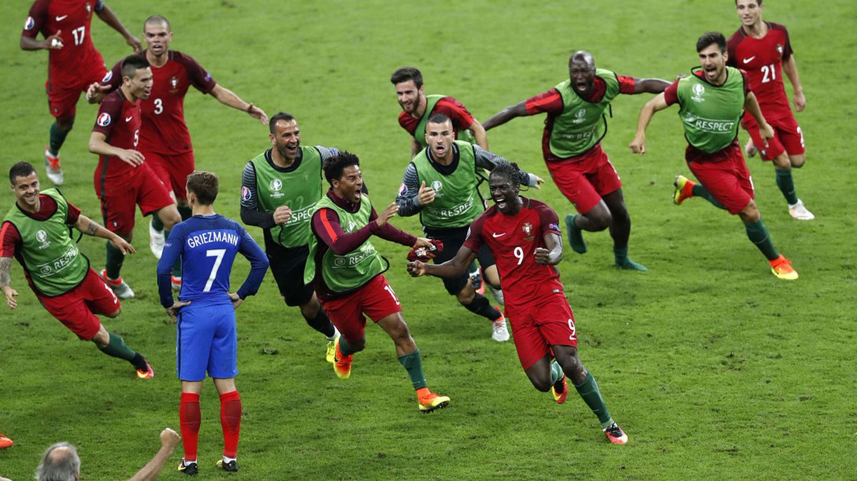 Trivela_FR's tweet photo. 10 juillet 2016.

Bonne Saint Éder à toutes et à tous. ♥️🇵🇹 https://t.co/Q3s2H778SF