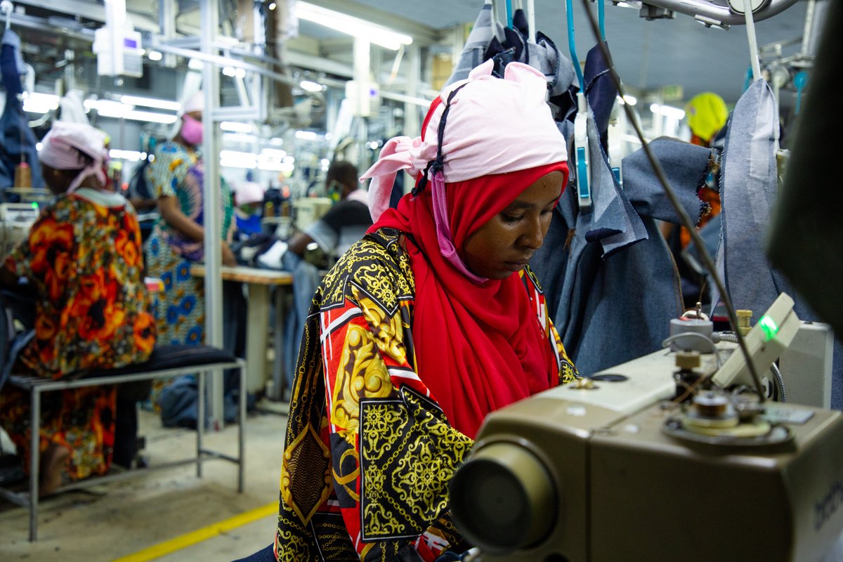 GenEqualityTZ's tweet photo. EMPOWERMENT THROUGH EMPLOYMENT
Women make more than 80% of staff at Took Garments in @Tanzania_epza .
They make #Wrangler & #levis jeans for export.
Employing women advances #GenEquality agenda
#GenerationEquality
@AWLNetwork https://t.co/XVnUBLONGh