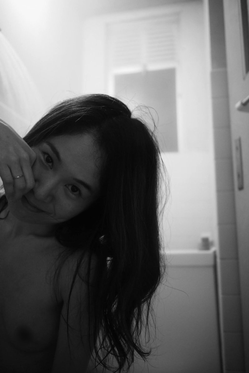 miwako6161's tweet image. お家で自撮り📸