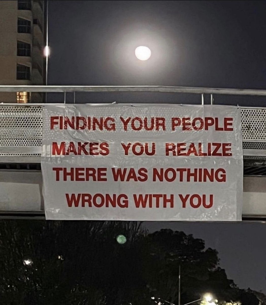 333 | daily quotes (@galactamelaqs) on Twitter photo 