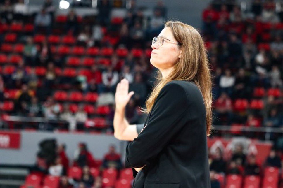 anaislopez23's tweet photo. 🔵 𝙐́𝙇𝙏𝙄𝙈𝘼 𝙃𝙊𝙍𝘼 | Anna Montañana entrenará al Perfumerías Avenida https://t.co/iK8nGPDZdM