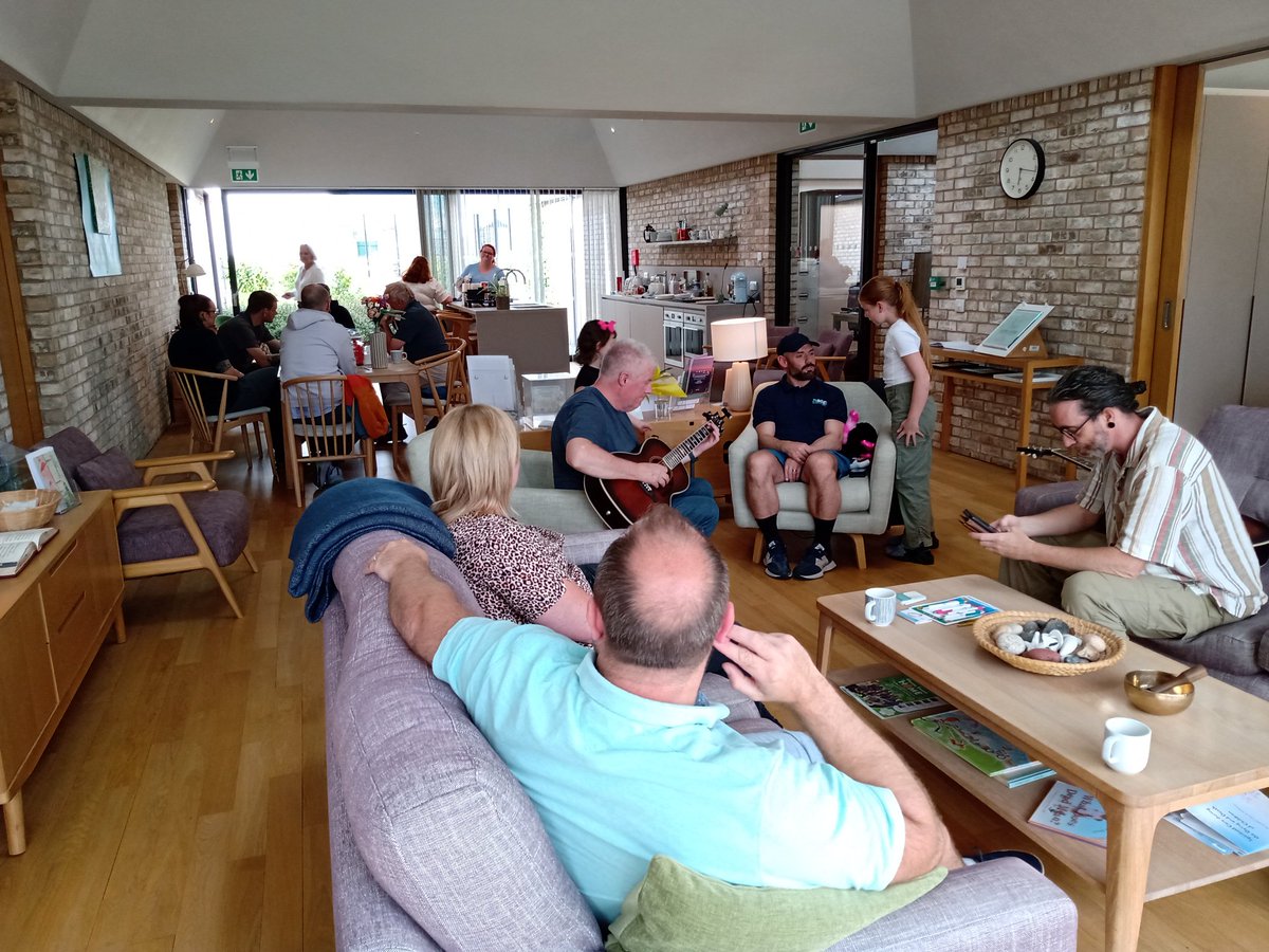 AlderCentre's tweet photo. Alder's Hidden Gems Teddy bear picnic. Thanks to Lyn Wright one of the volunteers for the sandwiches #bereavedfamily #bereavedparent #bereavedsibling #childloss #artsandcraft #bereavedmentsupport https://t.co/8sVgC0KJjU