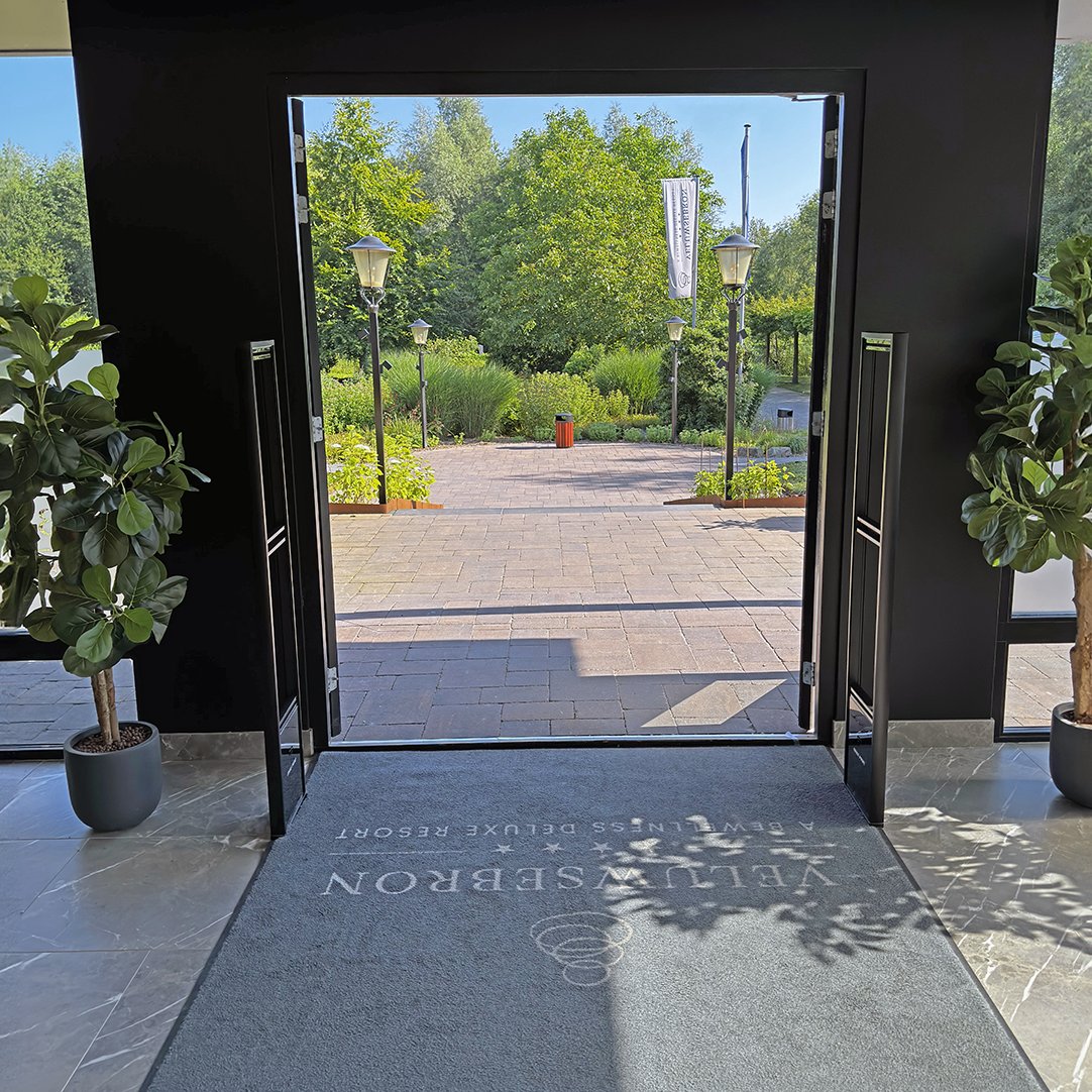 resatec's tweet image. Elegant beveiligd: de NEXUS Black voor welnesscentrum!

De Veluwse Bron in #Emst, een luxe wellnessoase midden op de #Veluwe, is nu voorzien van onze Cross Point NEXUS Black.