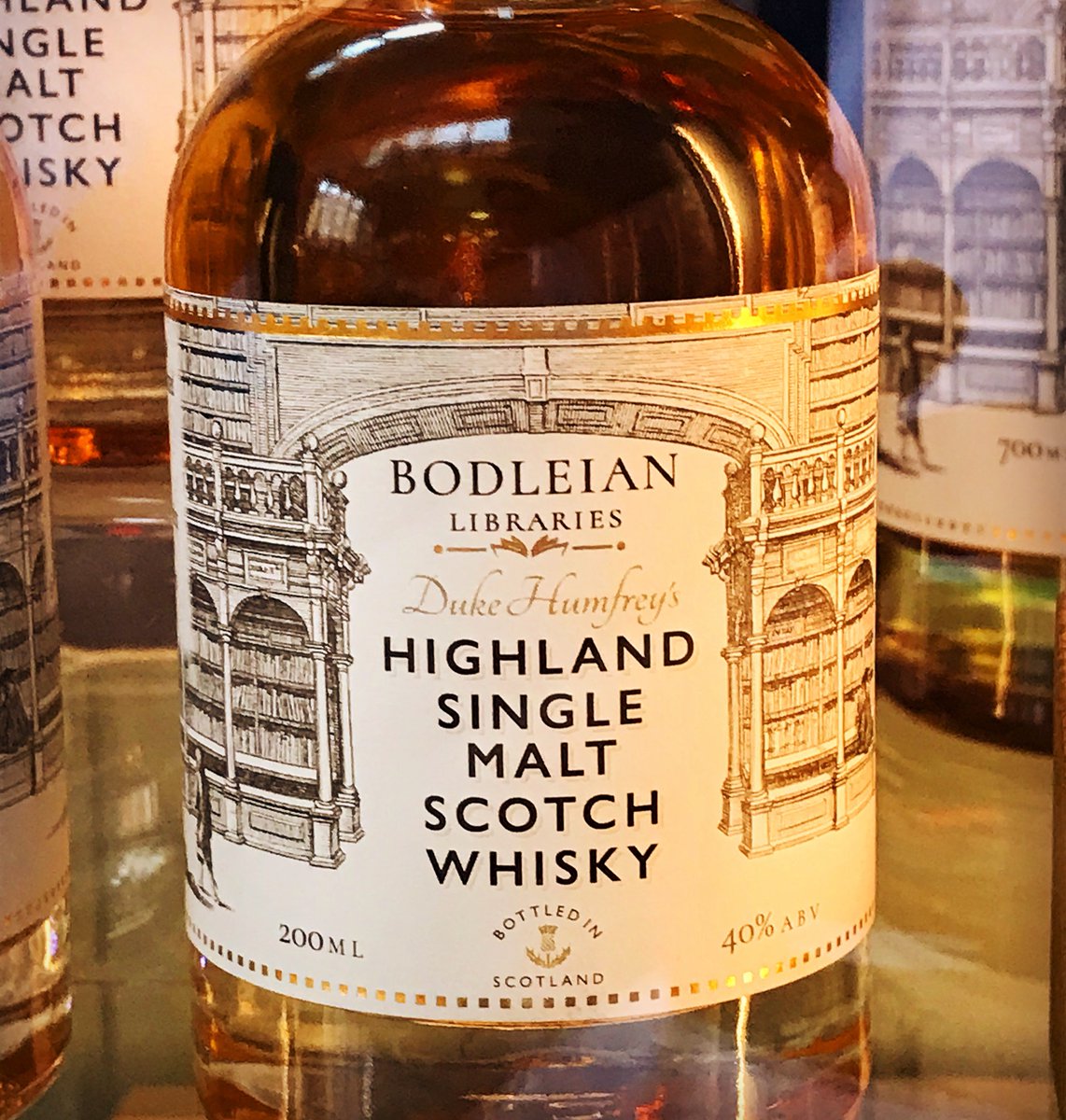 A Bodleian Exhibition on Kakfa. A special opportunity to see the draft of ‘The Metamorphosis’ and to learn more about Prague’s son. Despite being cast as a recluse, his letters and diary entries show that he cared deeply about his family, friends and colleagues. 📖
