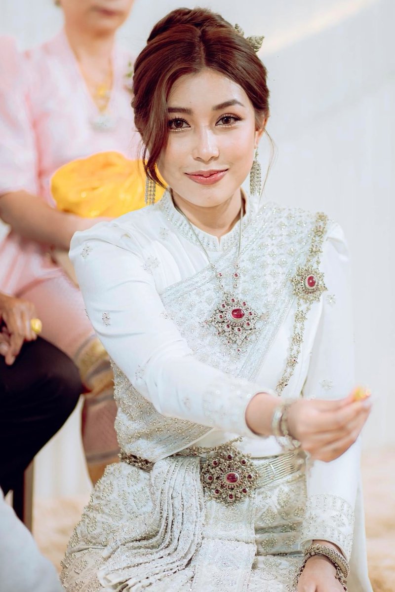 WDewz's tweet photo. My Wedding 💍 https://t.co/ANA60Lcrp1