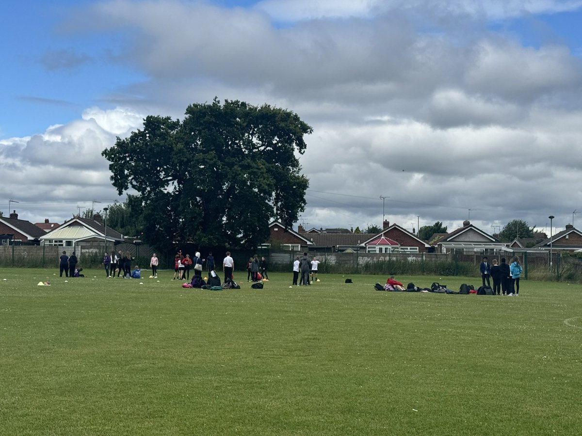 Fab first day of transition so far - our annual Y6 Sports Day with our Y10 Sports Leaders 💙 #smashingit #bestyet

<a href="/TheManorAcademy/">The Manor Academy</a>