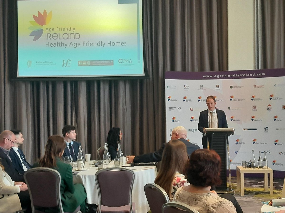Minister of State at the Department of Housing, Local Government and Heritage <a href="/Alan_Dillon/">Alan Dillon</a>, addressing the audience about a collaborative approach to supporting older people in Ireland.
<a href="/roinnslainte/">Department of Health</a> <a href="/DeptHousingIRL/">Department of Housing, Local Government & Heritage</a> <a href="/slaintecare/">Sláintecare</a> <a href="/meathcoco/">Meath County Council</a> <a href="/MaryButlerTD/">Mary Butler TD</a> #healthyagefriendlyhomes