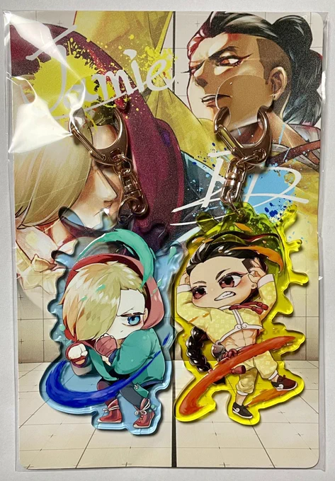 見て見てーーー!!!!また自分用にグッズ作っちゃった!!!発色よいしぷっくり加工かわよいし最高では…??いやしかし可愛いな……??Yousei印刷さん( )ありがとうございます…またお願いさせてください……!! 