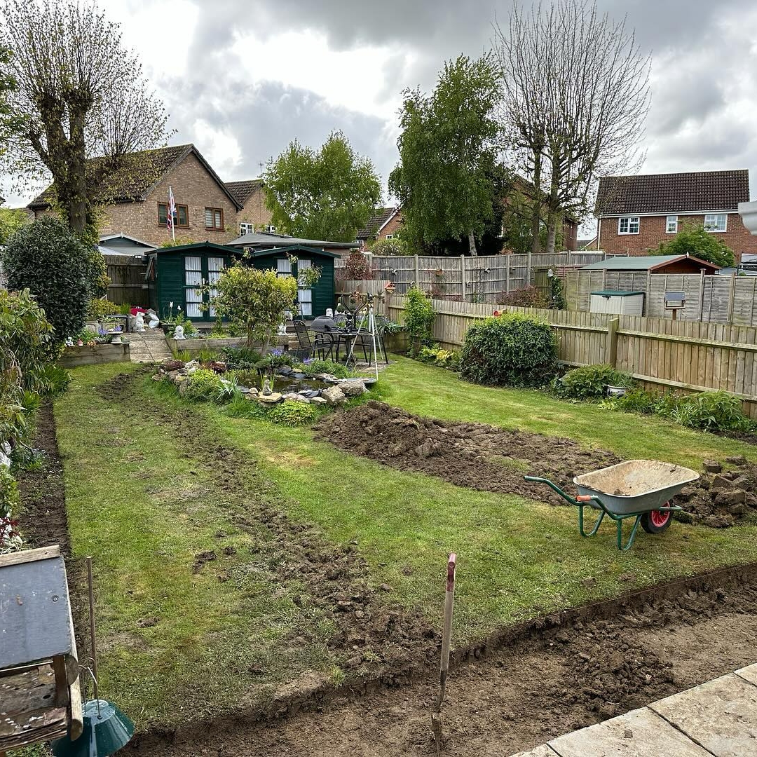GDTurf's tweet image. It was a pleasure to team up with Kellico Exteriors Ltd and be the #LandscapersChoice for landscaping materials. 👍

#GD #GeorgeDavies #GardenDesign #Turf