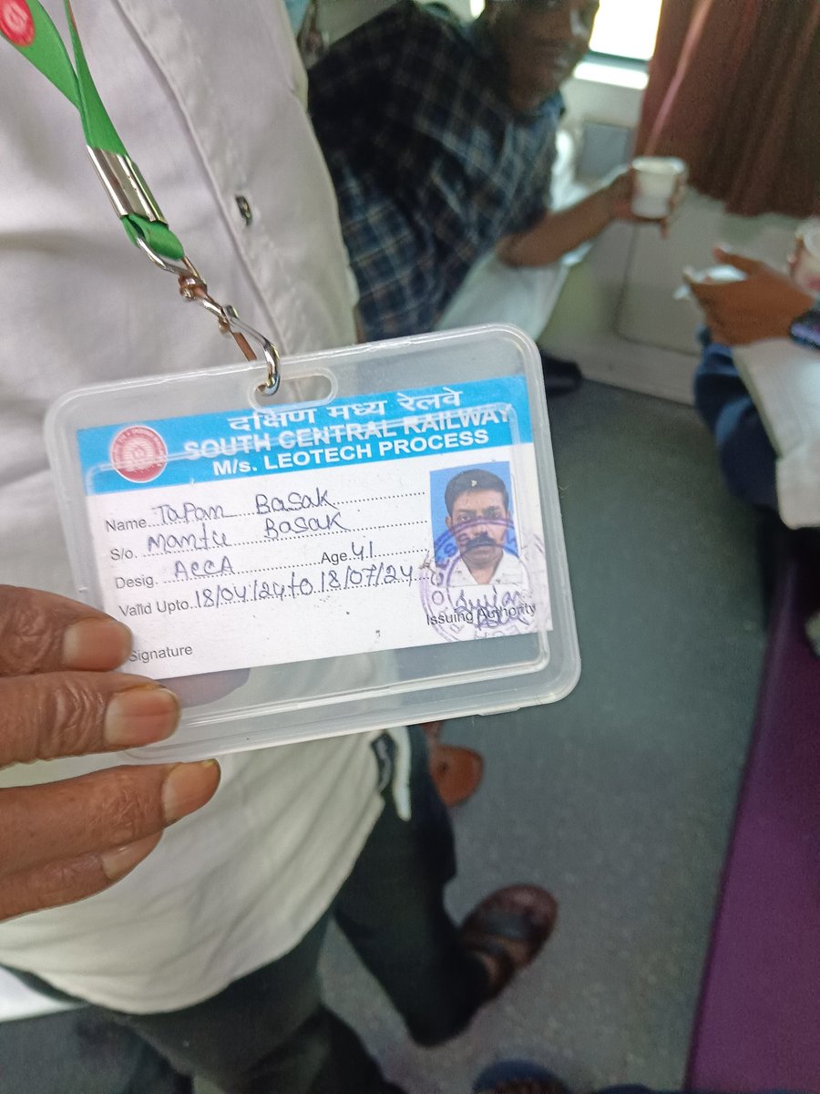 Sir, I am travelling with faluknuma from BHADRAK to Howrah, this guy is asking for bedroll tip.