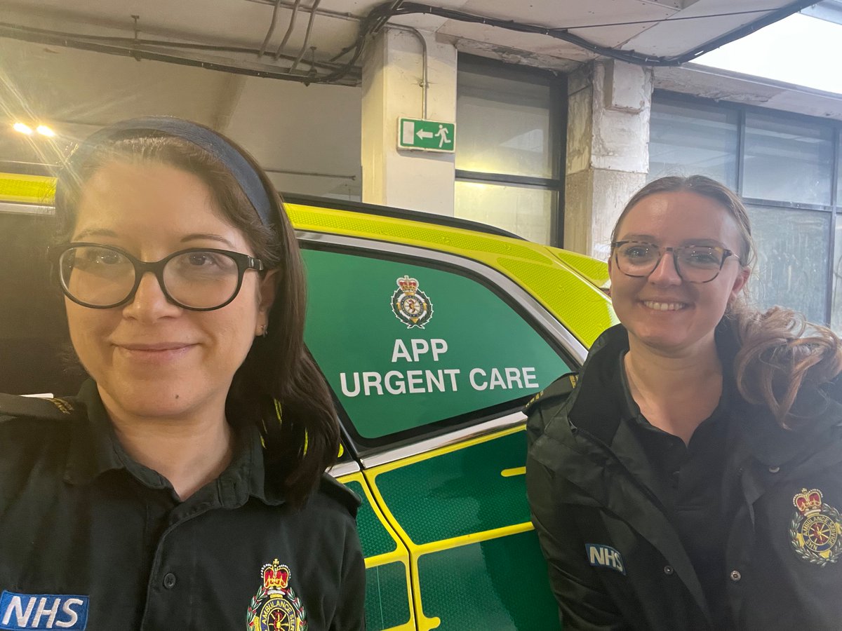 Supervision shift with APP UC Hannah in our new fleet of Volvo’s <a href="/Ldn_Ambulance/">London Ambulance Service</a> as I welcome Specialist Paramedics into my portfolio. Making sure I keep my promise of doing clinical shifts! #GPingreen supporting #advancepractice