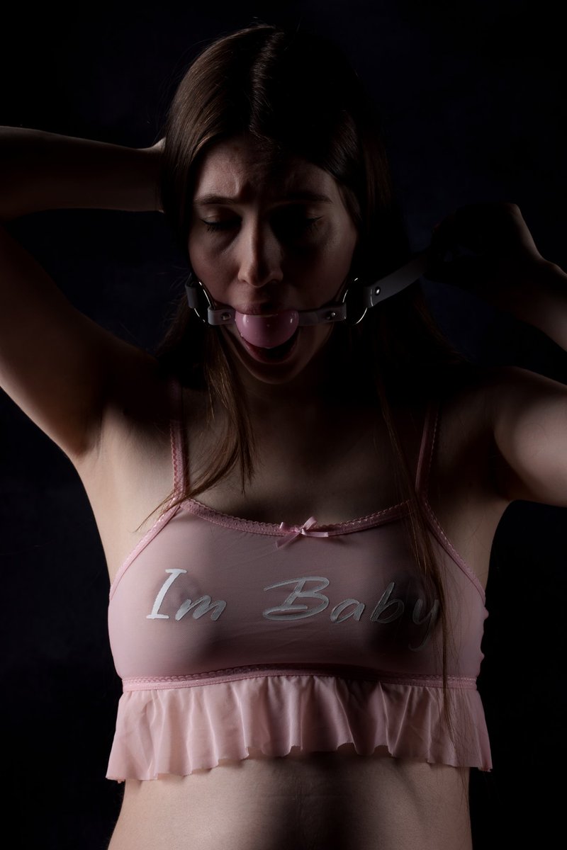 Redivyprincess's tweet photo. Don't worry i can still be a brat being gagged😇😆 | photographer: @PatrickV82 | gag by: @AllAboutGAG https://t.co/yCWjeWDULg