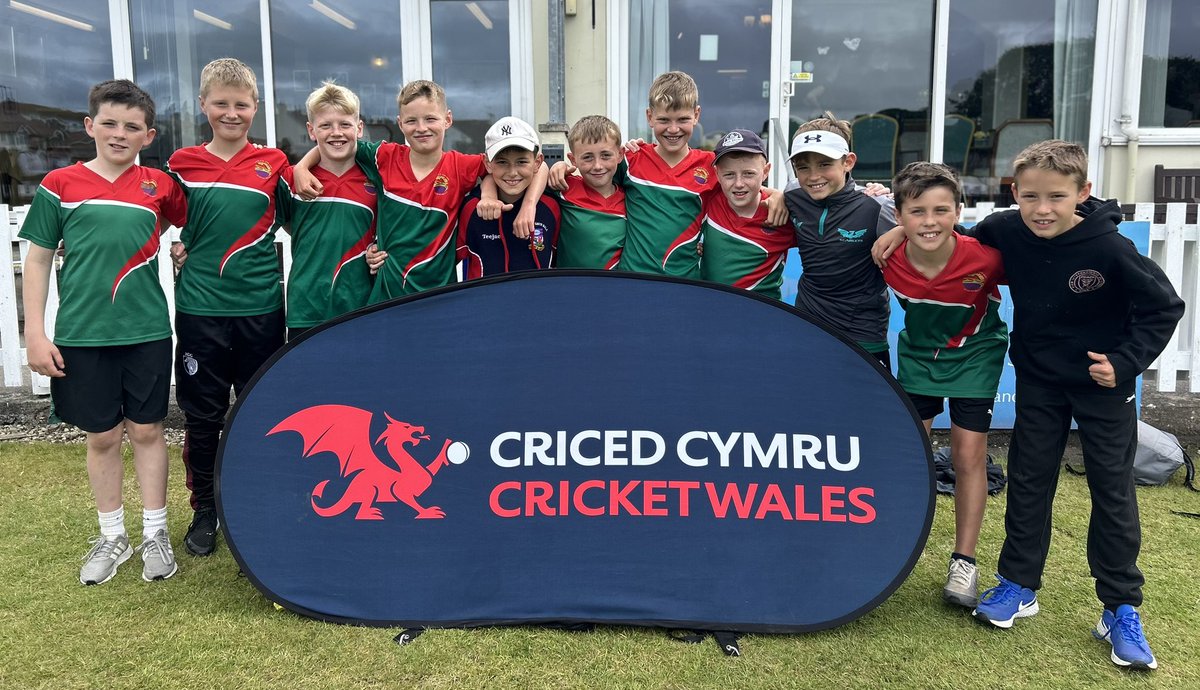 YsgolOMEdwards's tweet photo. 🏏🥉 ROWNDIAU TERFYNOL GOGLEDD A CHANOLBARTH CYMRU🥉🏏

Cafwyd diwrnod ardderchog yn @ColwynBayCC wrth i dîm bl.5 a 6 gystadlu yn Rowndiau Terfynol Gogledd a Chanolbarth Cymru @CricketWales 🤩

Gwnaeth y tîm yn wych i gipio’r trydydd safle. Campus, blant!🥉

@SAWcricketwales https://t.co/ptRm6rZyOh